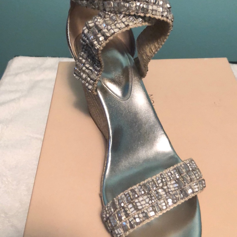 Women’s shoes